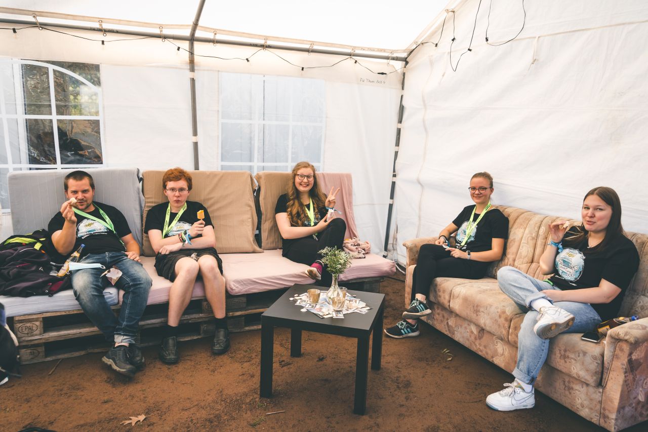 Festival / Pause in der Chilllounge
